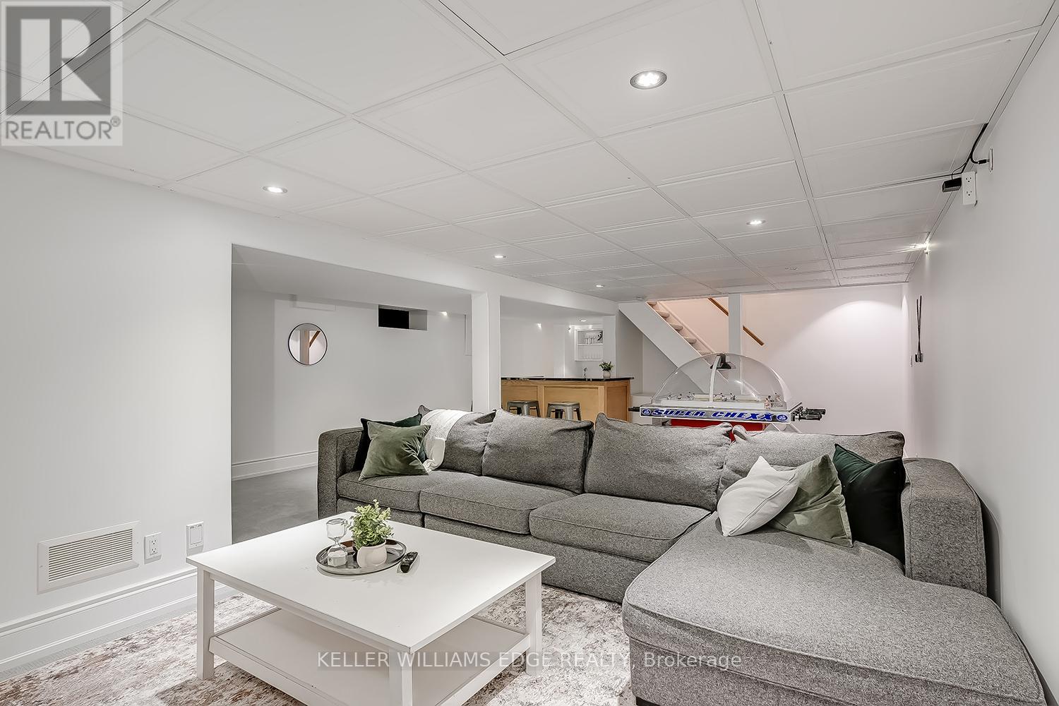 289 Belvenia Road, Burlington, Ontario  L7L 2G5 - Photo 38 - W12908952