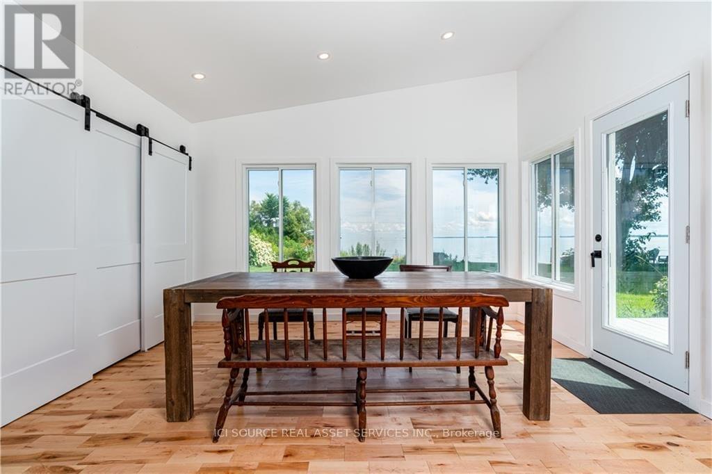 20586 Old Montreal Road, South Glengarry, Ontario  K0C 2C0 - Photo 10 - X12924930