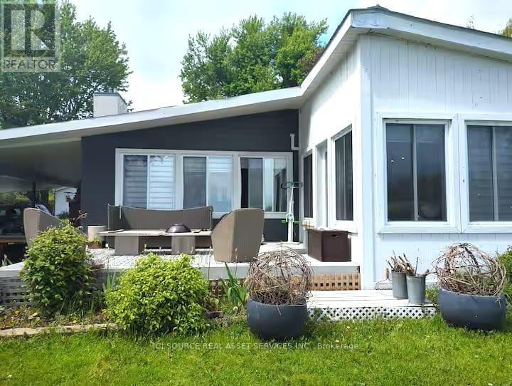 20586 Old Montreal Road, South Glengarry, Ontario  K0C 2C0 - Photo 4 - X12924930