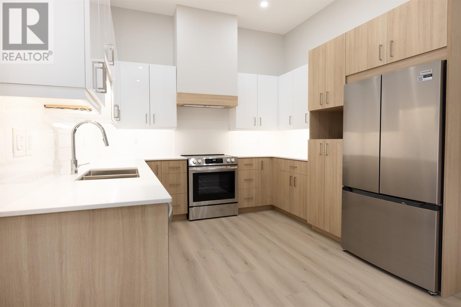 828-838 Weiler Blvd, Thunder Bay, Ontario  P7C 0A7 - Photo 3 - TB2600131