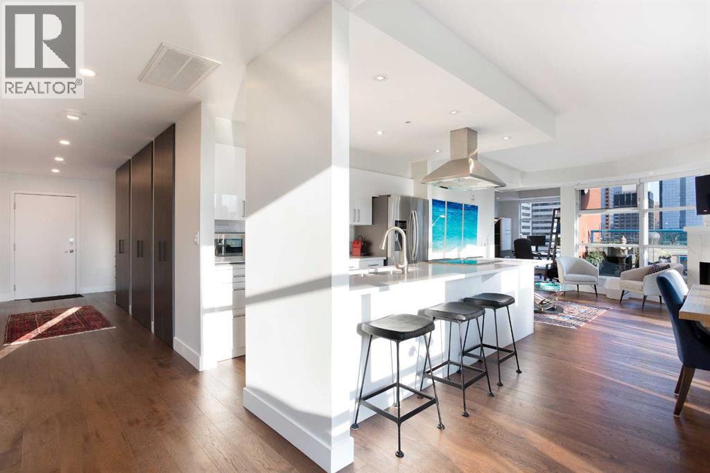 1005, 205 Riverfront Avenue SW, Calgary, Alberta  T2P 5K4 - Photo 3 - A2281295