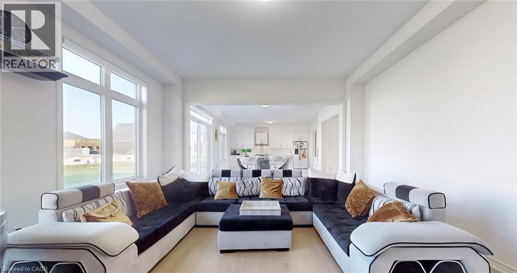 25 Bellflower Crescent, Tottenham, Ontario  L0G 1W0 - Photo 7 - 40815527