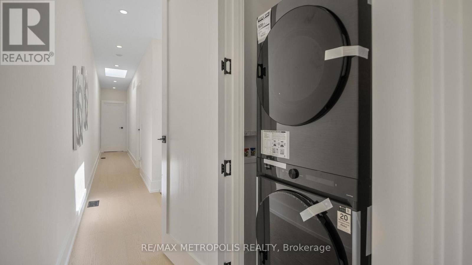 39 Kenworthy Avenue, Toronto (Oakridge), Ontario  M1L 3B1 - Photo 21 - E12919066