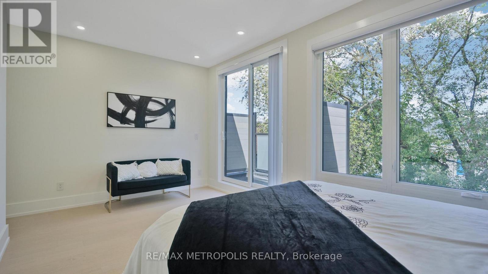 39 Kenworthy Avenue, Toronto (Oakridge), Ontario  M1L 3B1 - Photo 38 - E12919066