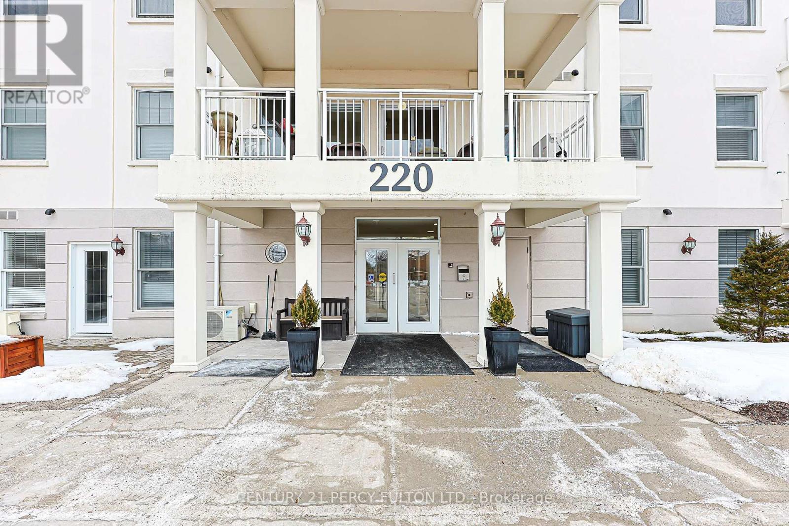 211 - 220 MAIN STREET N, Uxbridge, Ontario