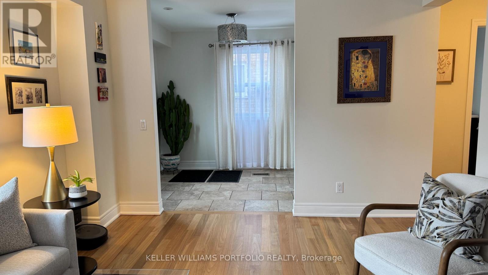 49 Dolphin Drive, Toronto, Ontario  M1L 1N5 - Photo 9 - E12922960