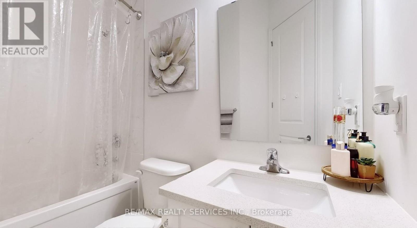 25 Bellflower Crescent, Adjala-Tosorontio, Ontario  L0G 1W0 - Photo 17 - N12926222