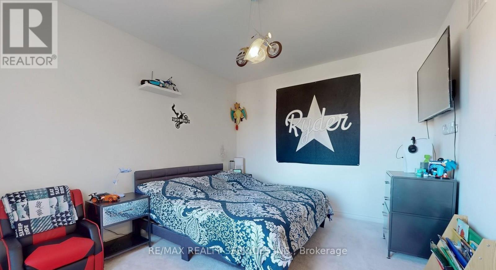 25 Bellflower Crescent, Adjala-Tosorontio, Ontario  L0G 1W0 - Photo 33 - N12926222