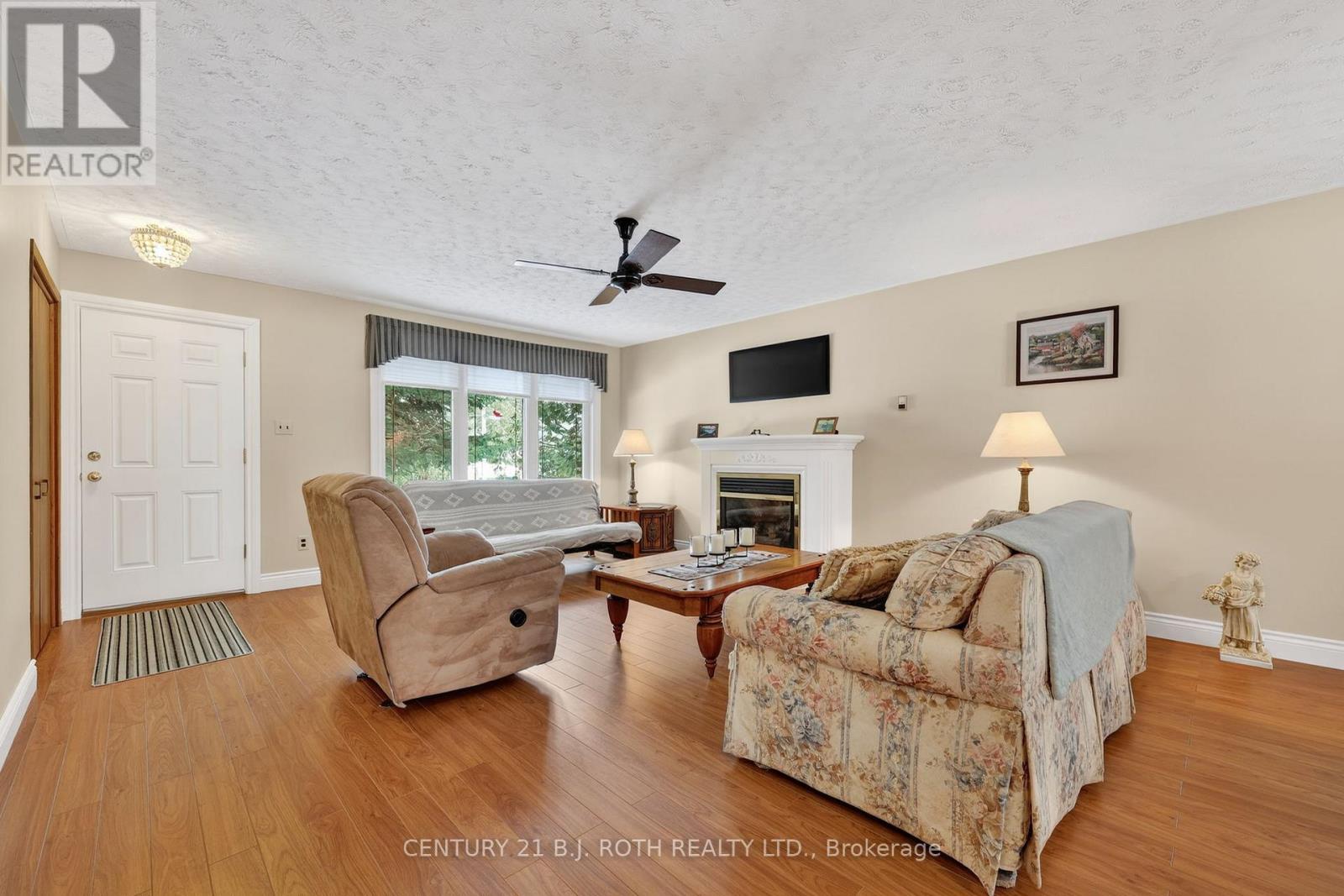 21 Treewood Lane, Kawartha Lakes, Ontario  K0M 2B0 - Photo 2 - X12925760