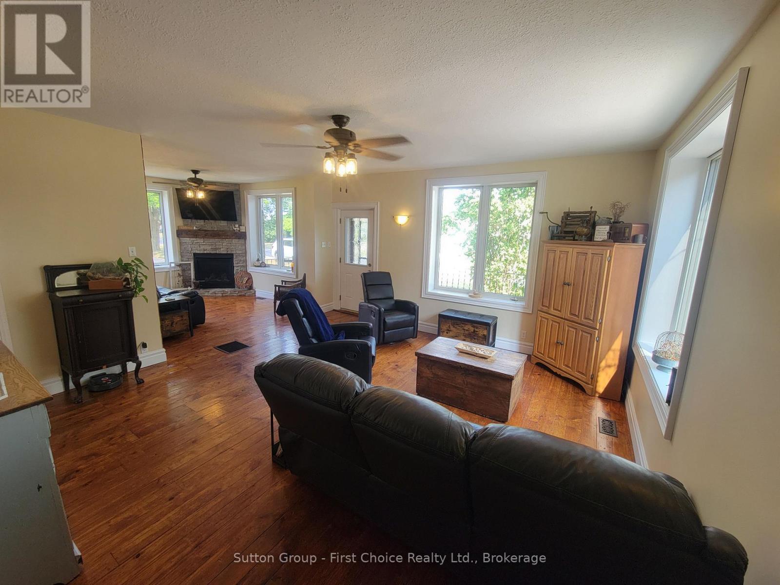 30 King Street N, South Huron (Stephen), Ontario  N0M 1M0 - Photo 20 - X12926280