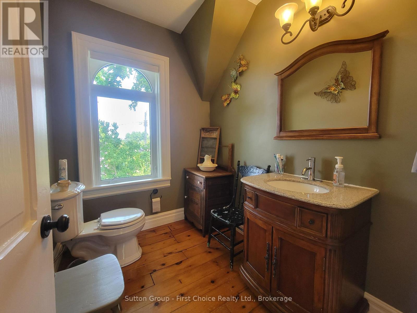 30 King Street N, South Huron (Stephen), Ontario  N0M 1M0 - Photo 39 - X12926280