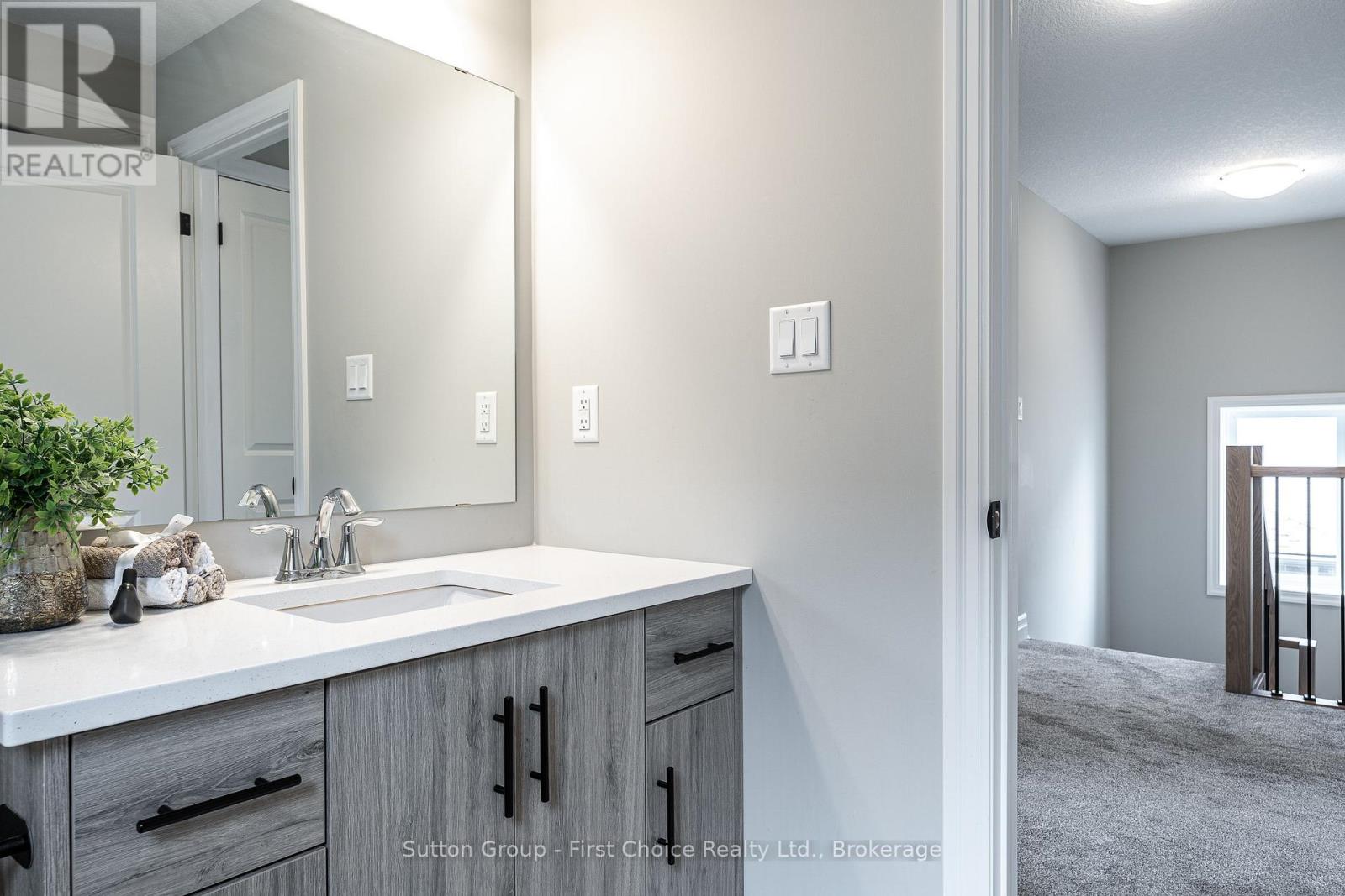 236 Bradshaw Drive, Stratford, Ontario  N5A 0G5 - Photo 25 - X12926398