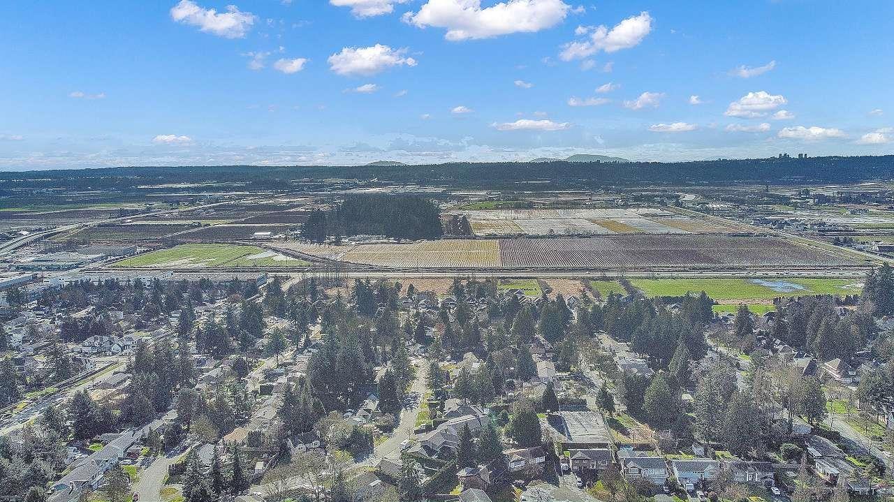 6032 171a Street, Surrey, British Columbia  V3S 3Z2 - Photo 15 - R3089285