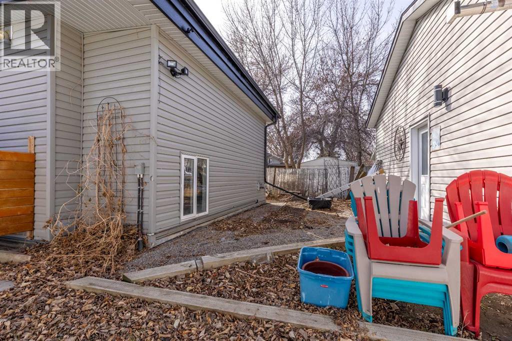 1907 7a Avenue N, Lethbridge, Alberta  T1H 0Z8 - Photo 38 - A2292410