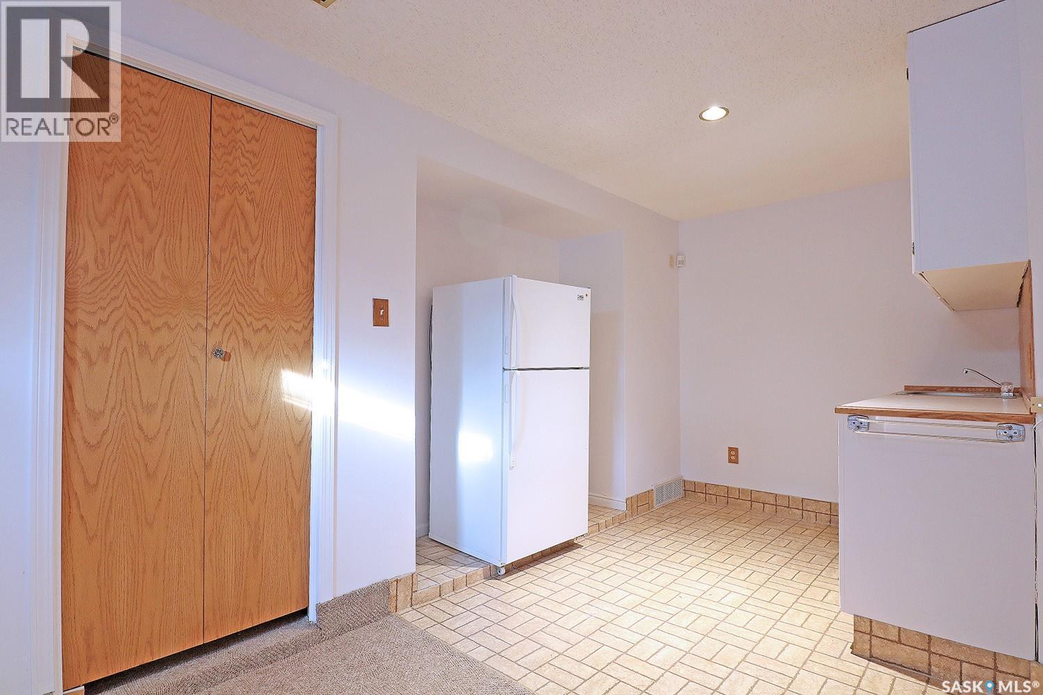 110 Logan Crescent E, Yorkton, Saskatchewan  S3N 0V9 - Photo 27 - SK031271