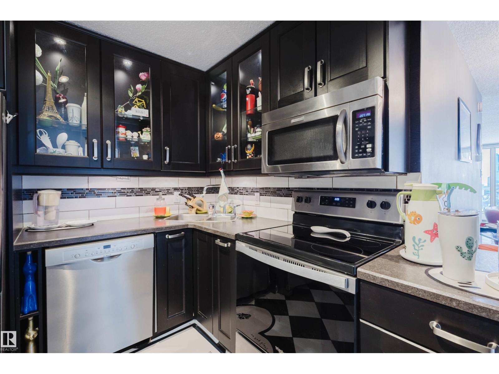 #1803 10149 Saskatchewan Dr Nw, Edmonton, Alberta  T6E 6B6 - Photo 13 - E4476993