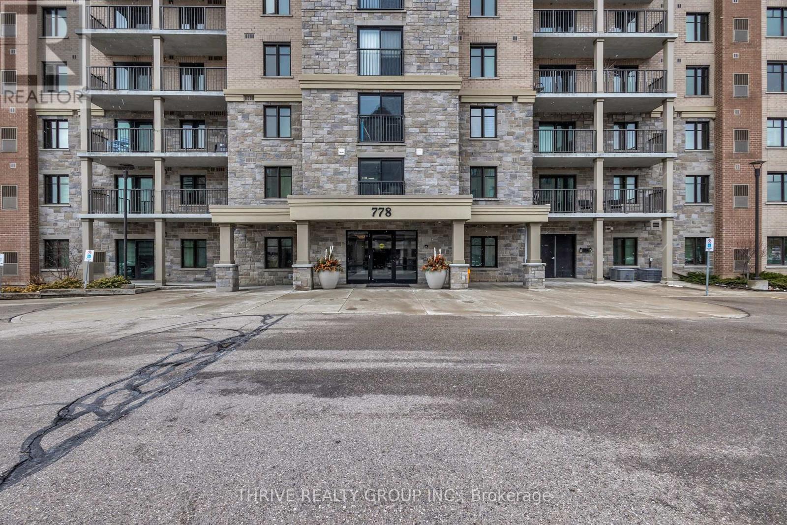206 - 778 Laurelwood Drive, Waterloo, Ontario  N2V 0G3 - Photo 3 - X12926274