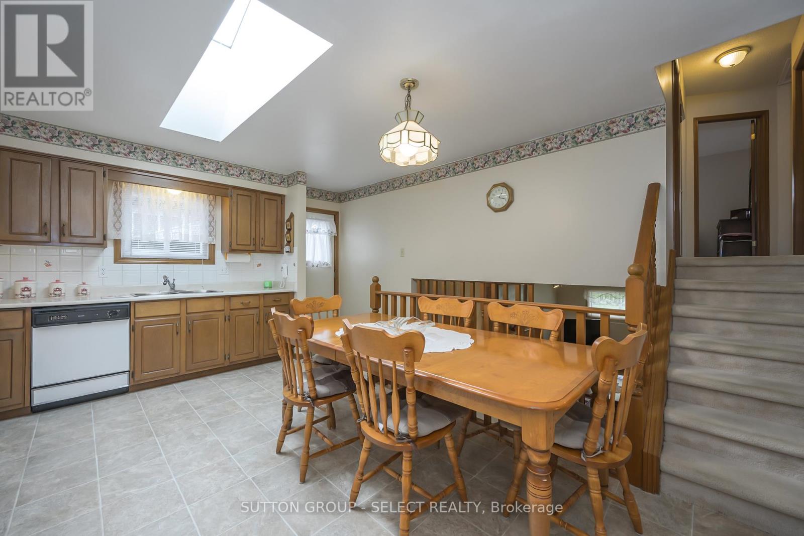 56 Buchan Road, London East, Ontario  N5V 1L2 - Photo 14 - X12926400