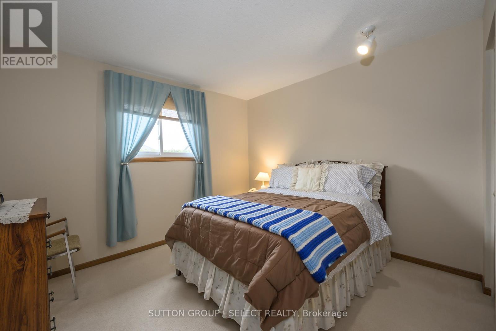 56 Buchan Road, London East, Ontario  N5V 1L2 - Photo 20 - X12926400