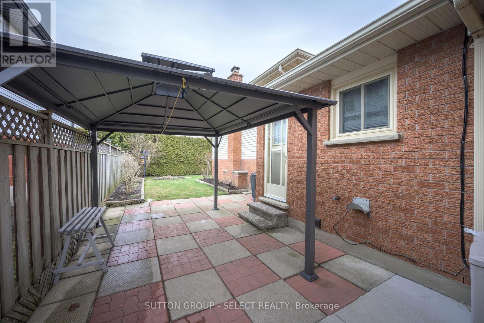 56 Buchan Road, London East, Ontario  N5V 1L2 - Photo 7 - X12926400