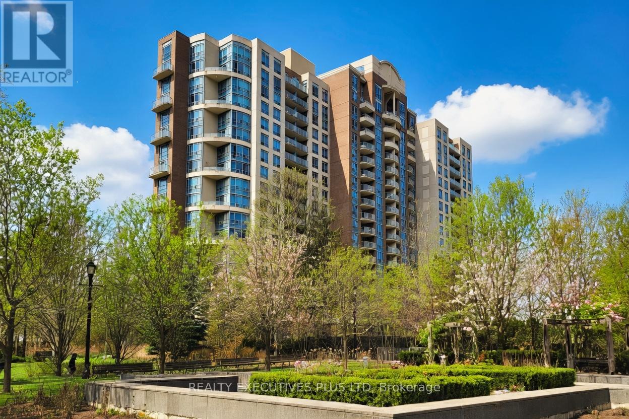 521 - 233 BEECROFT ROAD, Toronto, Ontario