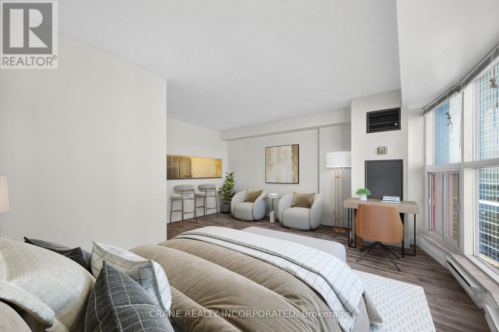 1605 - 77 Harbour Square, Toronto (Waterfront Communities), Ontario  M5J 2S2 - Photo 13 - C12926370