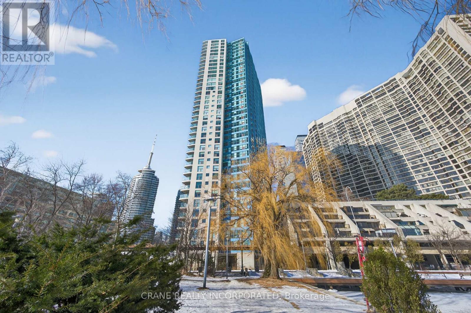 1605 - 77 Harbour Square, Toronto (Waterfront Communities), Ontario  M5J 2S2 - Photo 25 - C12926370