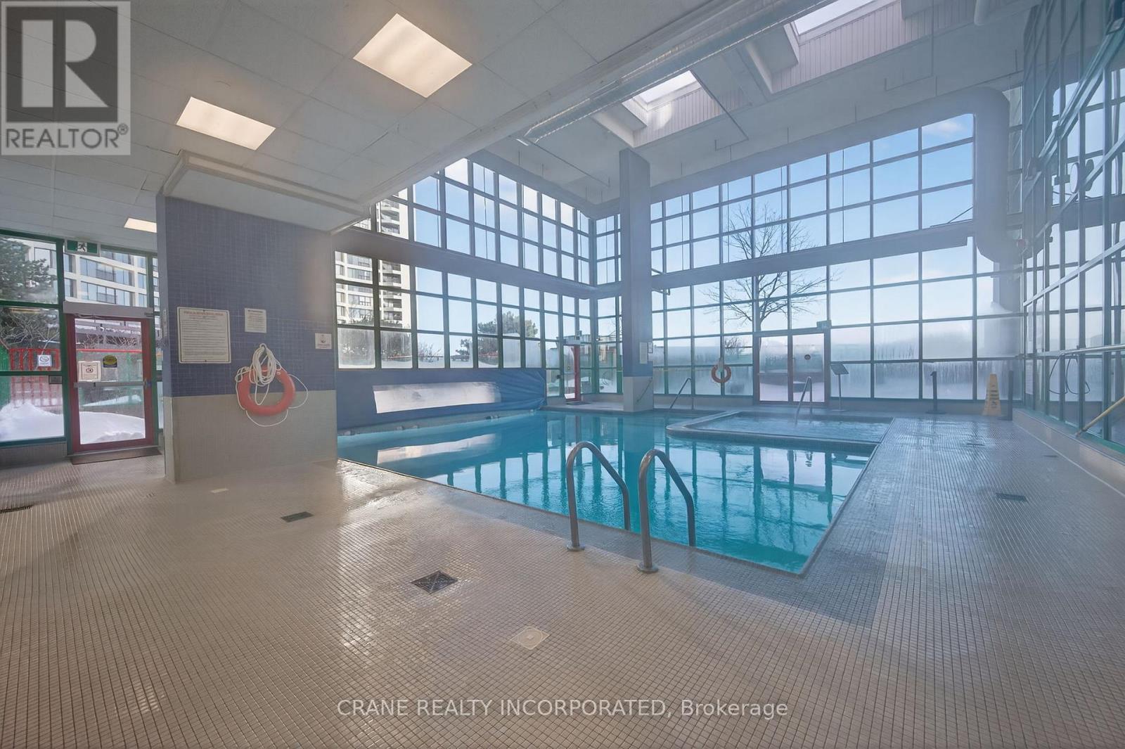 1605 - 77 Harbour Square, Toronto (Waterfront Communities), Ontario  M5J 2S2 - Photo 26 - C12926370