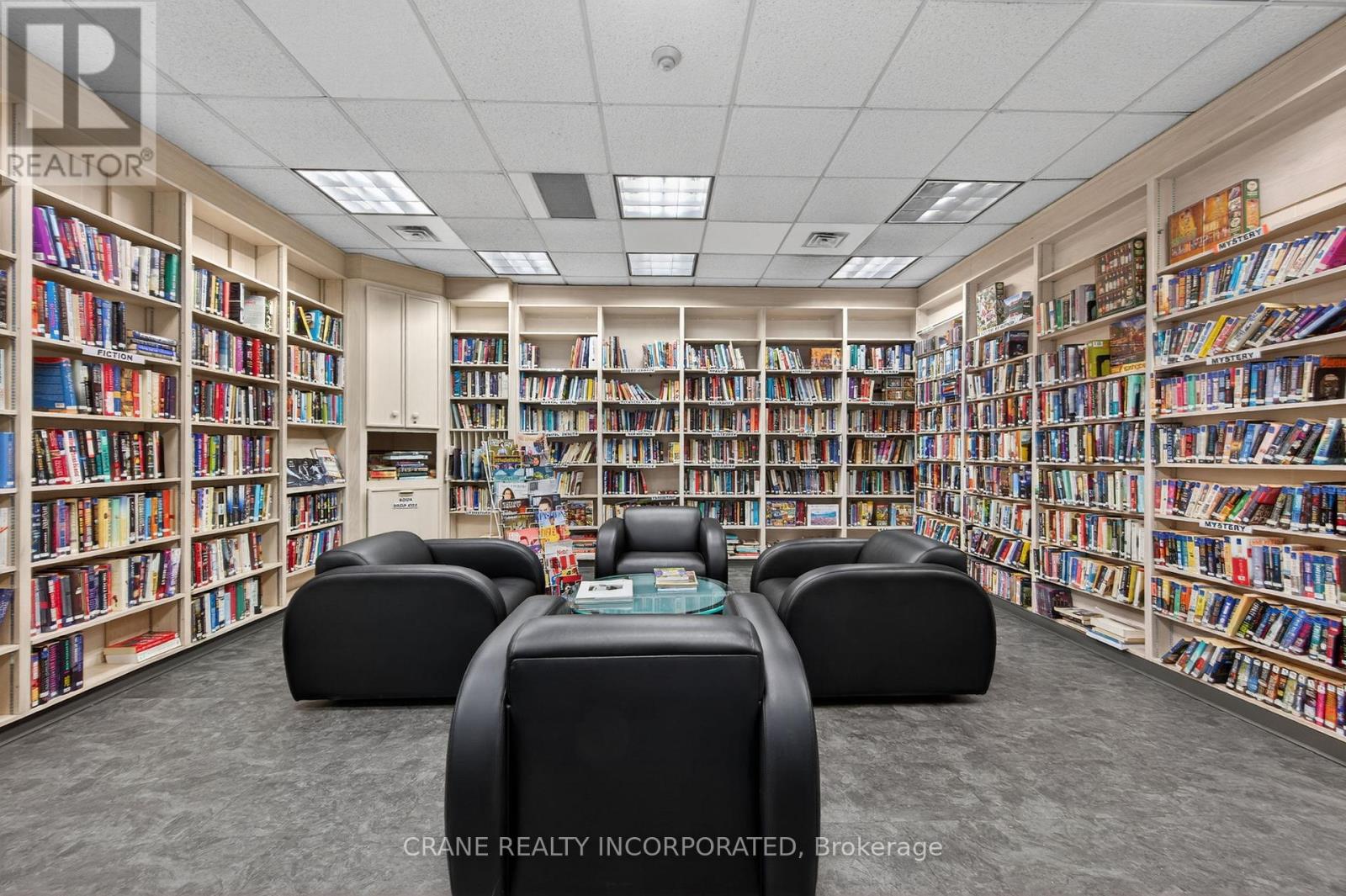 1605 - 77 Harbour Square, Toronto (Waterfront Communities), Ontario  M5J 2S2 - Photo 28 - C12926370