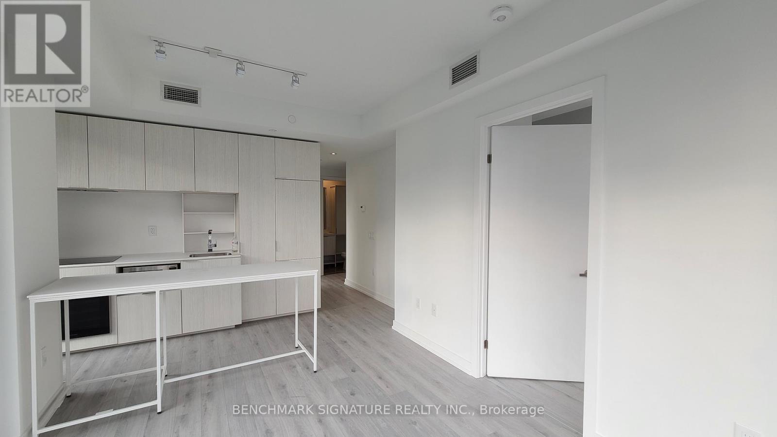 1502 - 77 Shuter Street, Toronto (Church-Yonge Corridor), Ontario  M5B 0B8 - Photo 10 - C12926412