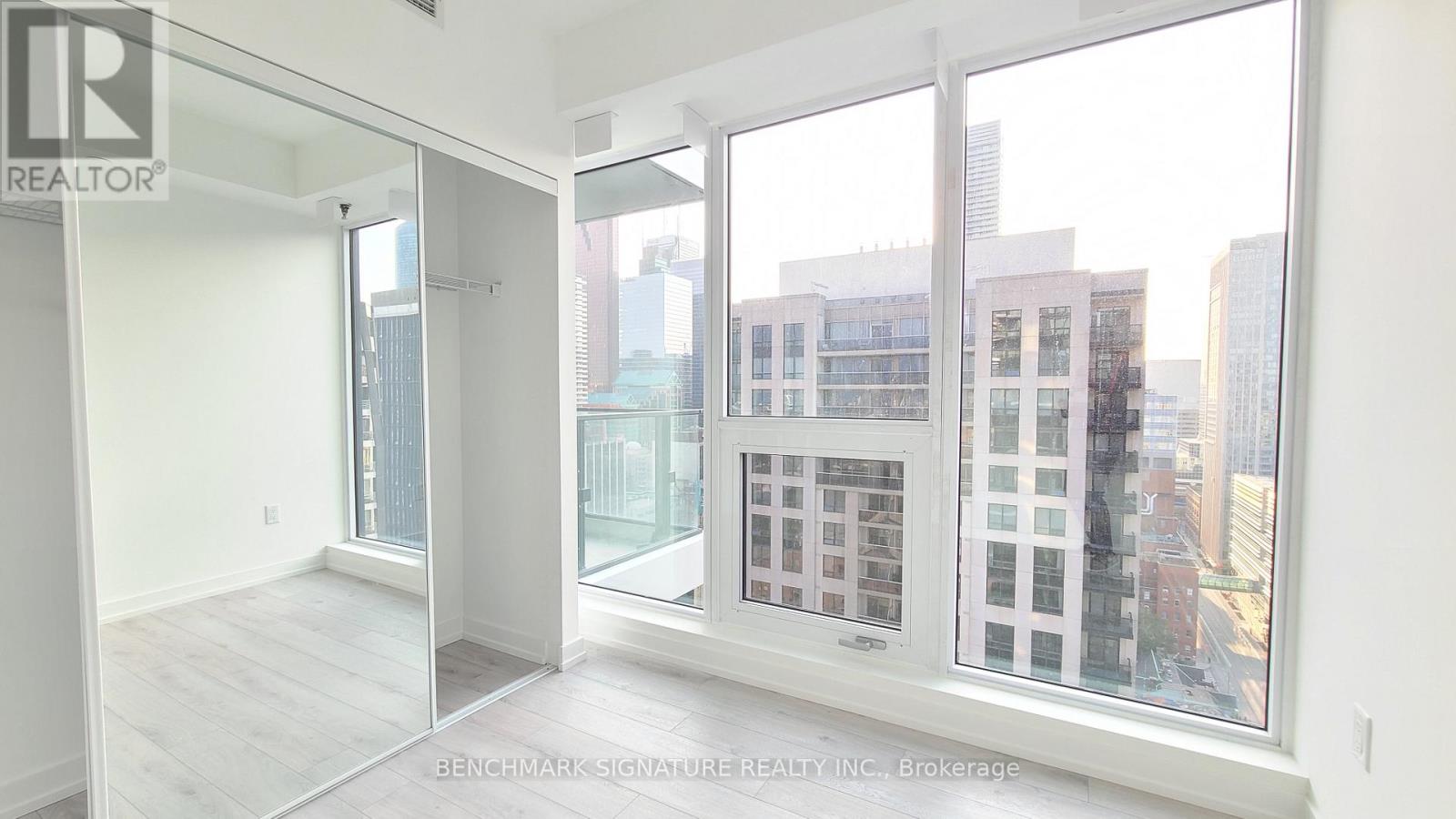 1502 - 77 Shuter Street, Toronto (Church-Yonge Corridor), Ontario  M5B 0B8 - Photo 6 - C12926412