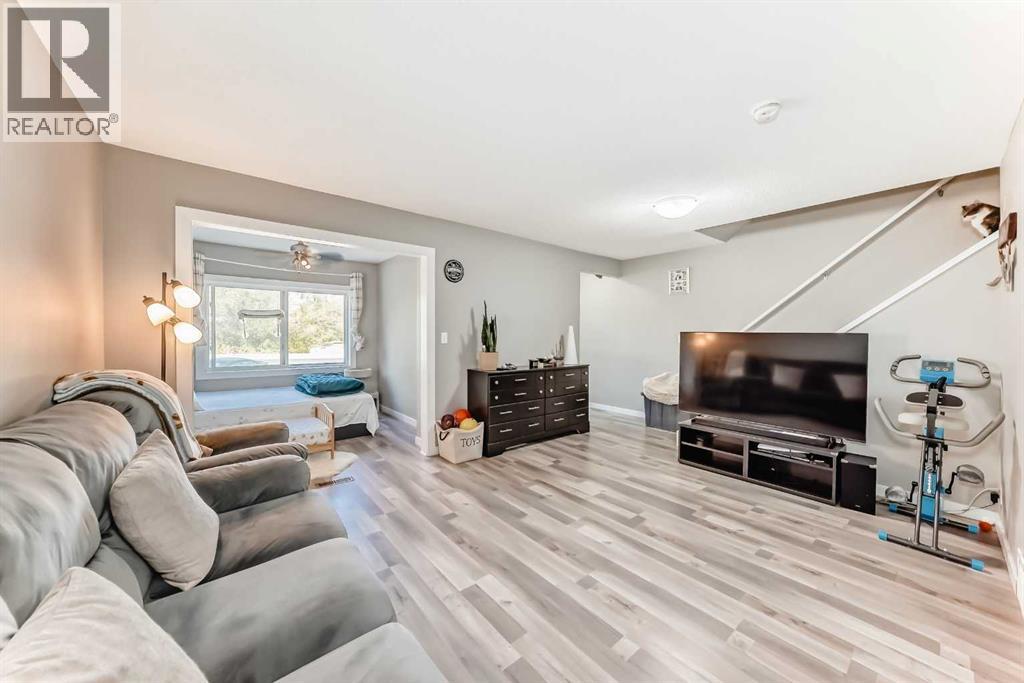 Unit 3, 4611 50 Street, Red Deer, Alberta  T4N 2C2 - Photo 7 - A2282766