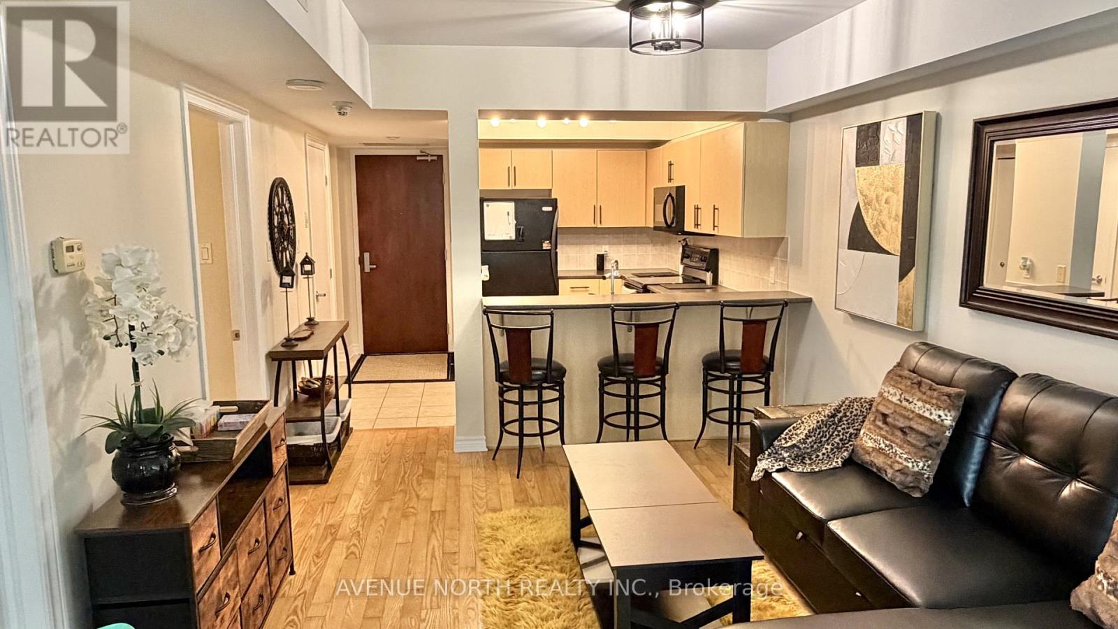 411 - 200 Rideau Street, Ottawa, Ontario  K1N 5Y1 - Photo 5 - X12926228