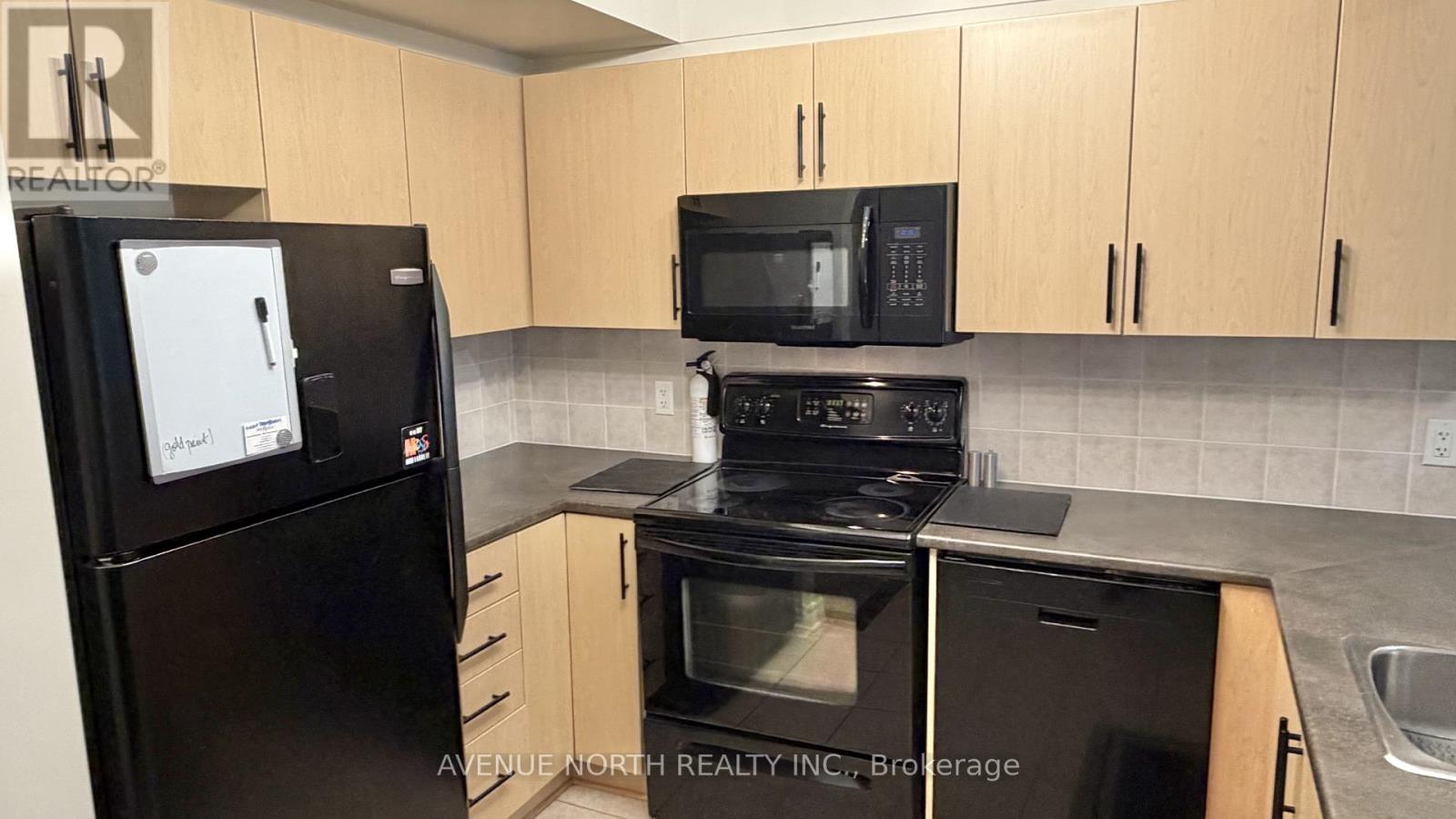411 - 200 Rideau Street, Ottawa, Ontario  K1N 5Y1 - Photo 6 - X12926228