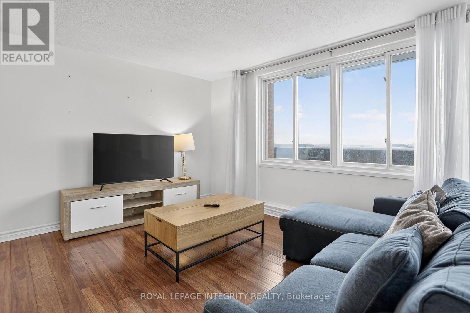 605 - 1599 Lassiter Terrace, Ottawa, Ontario  K1J 8R6 - Photo 5 - X12926238