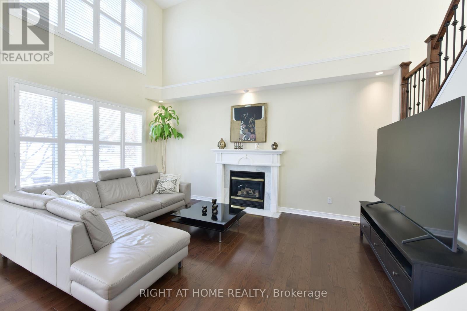 20 Evanshen Crescent, Ottawa, Ontario  K2K 2Z6 - Photo 17 - X12926314