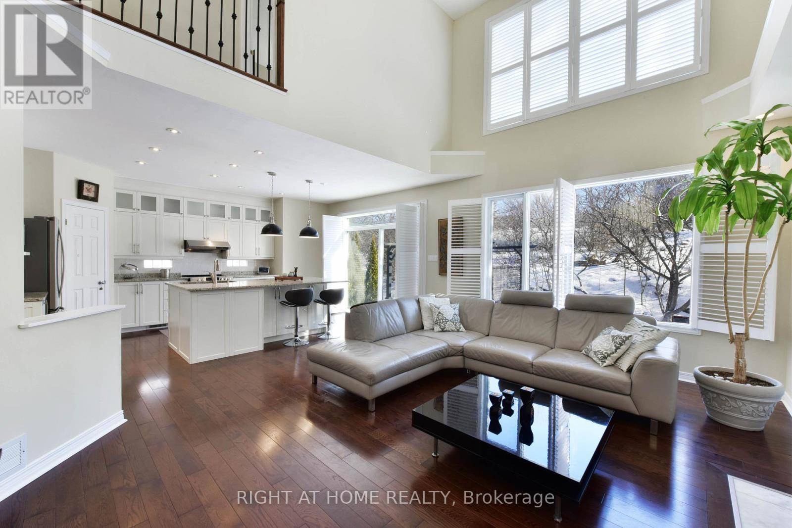 20 Evanshen Crescent, Ottawa, Ontario  K2K 2Z6 - Photo 21 - X12926314