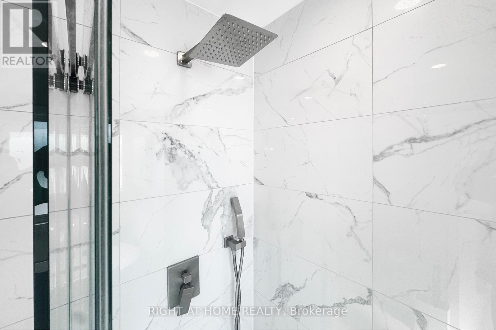 20 Evanshen Crescent, Ottawa, Ontario  K2K 2Z6 - Photo 36 - X12926314