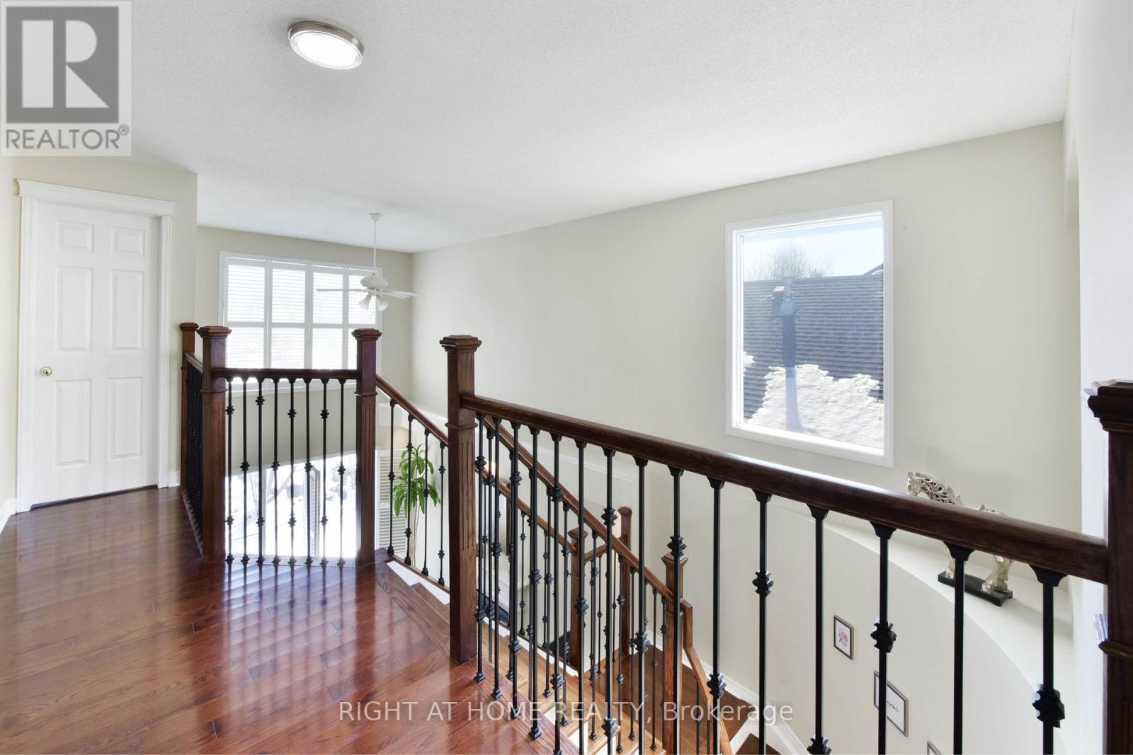 20 Evanshen Crescent, Ottawa, Ontario  K2K 2Z6 - Photo 37 - X12926314