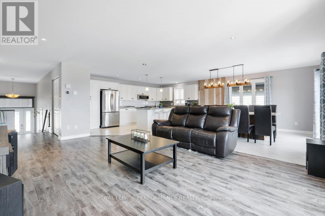 861 Oceane Street, The Nation, Ontario  K0A 2M0 - Photo 8 - X12926422