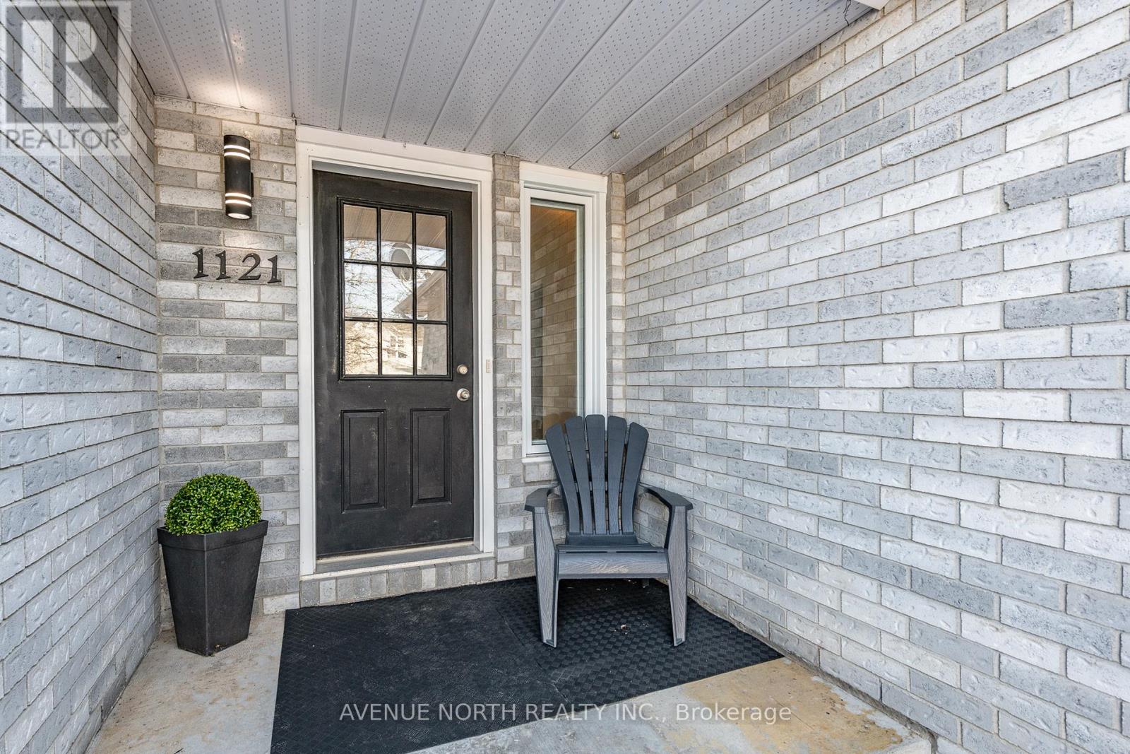 1121 Dianne Street, Clarence-Rockland, Ontario  K4K 1J6 - Photo 3 - X12926452