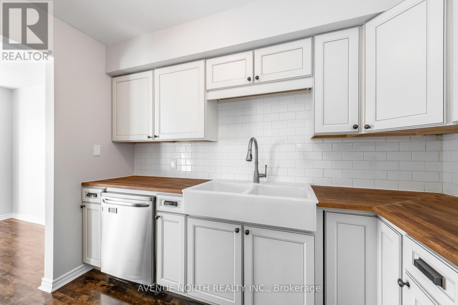 1121 Dianne Street, Clarence-Rockland, Ontario  K4K 1J6 - Photo 9 - X12926452