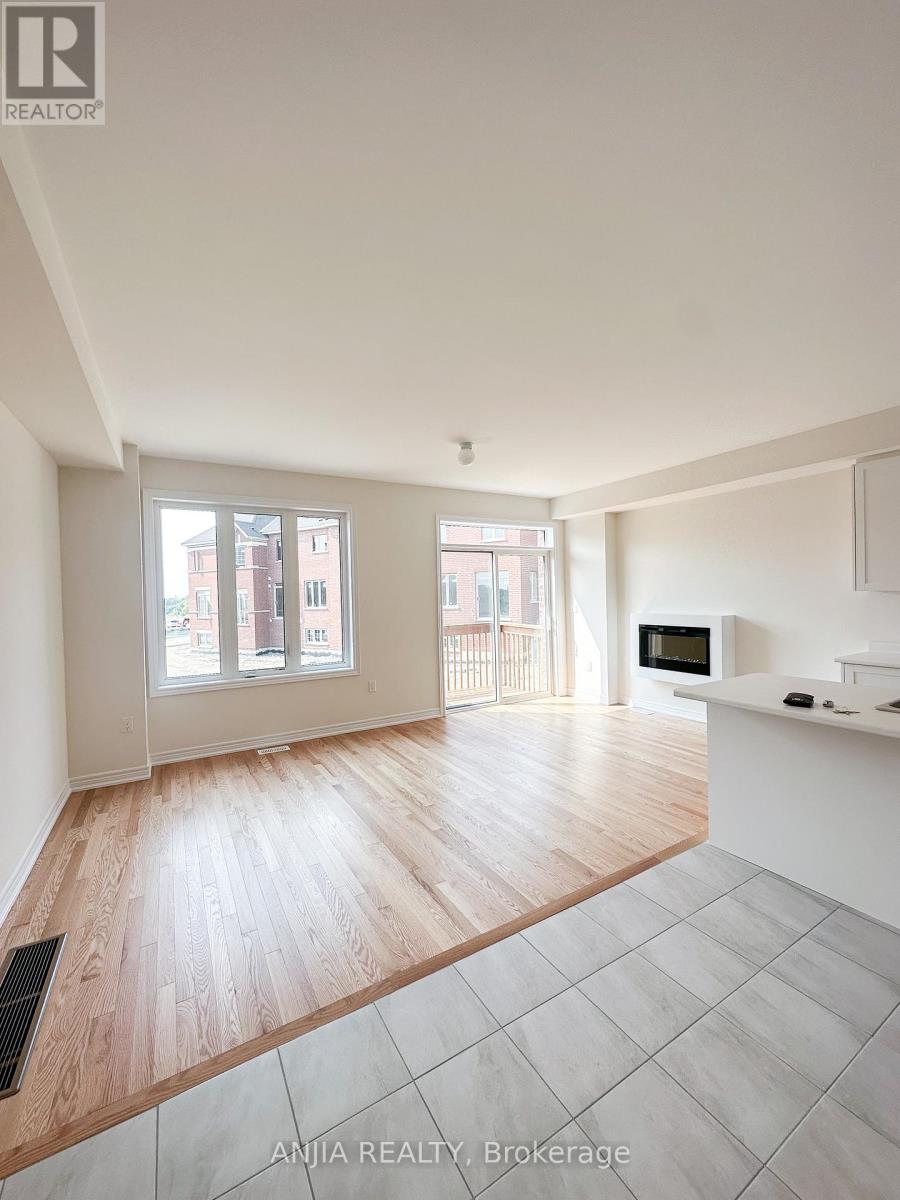 2876 Albatross Way, Pickering, Ontario  L0H 1J0 - Photo 6 - E12926214