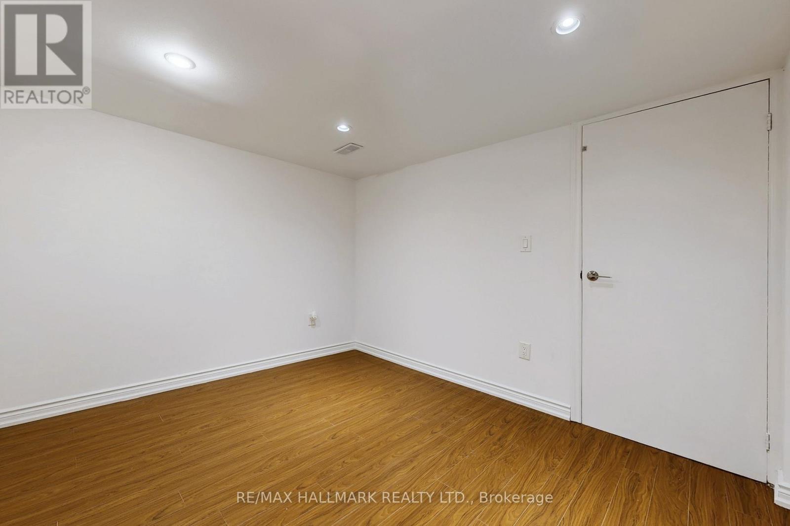 16 Marchington Circle, Toronto (Wexford-Maryvale), Ontario  M1R 3M4 - Photo 34 - E12926234