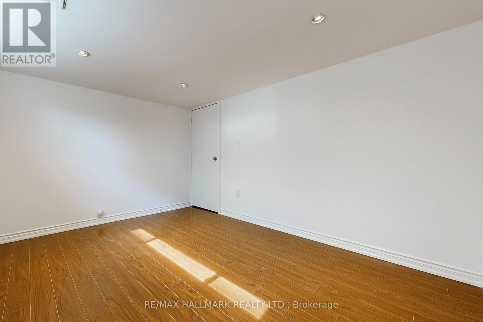 16 Marchington Circle, Toronto (Wexford-Maryvale), Ontario  M1R 3M4 - Photo 37 - E12926234