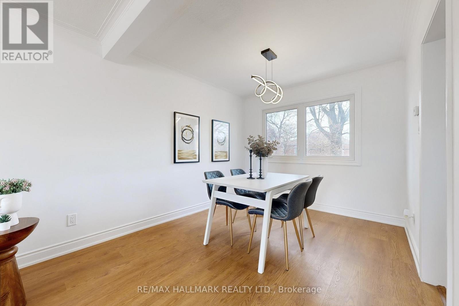 16 Marchington Circle, Toronto (Wexford-Maryvale), Ontario  M1R 3M4 - Photo 8 - E12926234