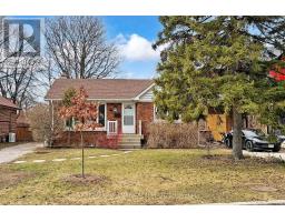 16 MARCHINGTON CIRCLE, Toronto, Ontario