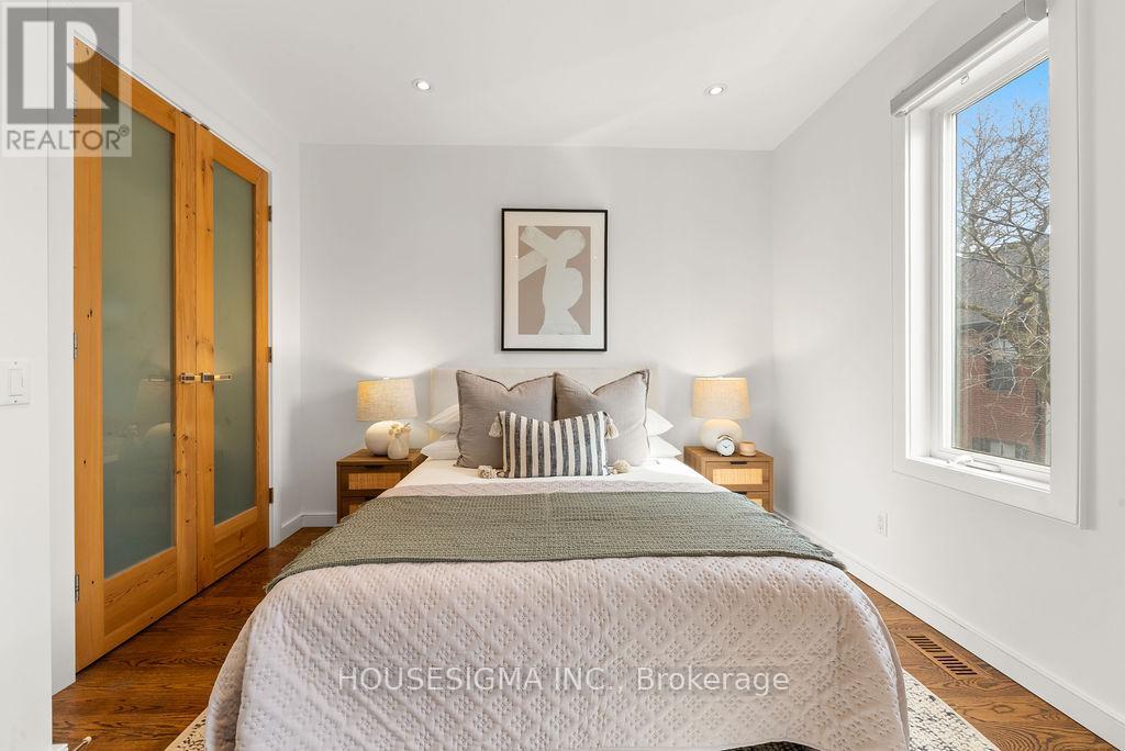 42 Allen Avenue, Toronto, Ontario  M4M 1T4 - Photo 20 - E12926242