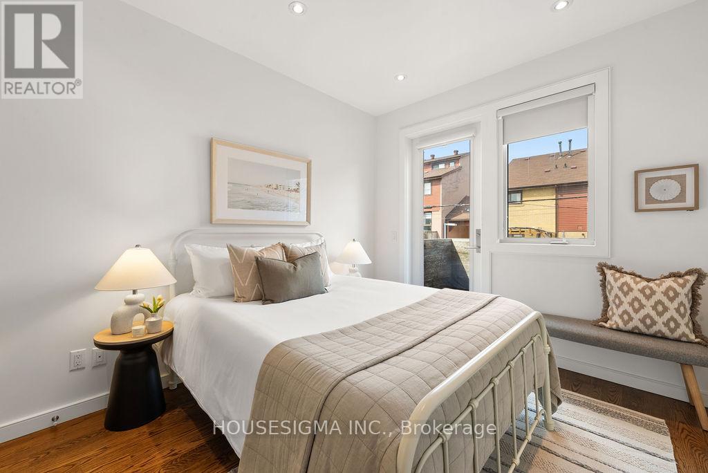 42 Allen Avenue, Toronto, Ontario  M4M 1T4 - Photo 23 - E12926242