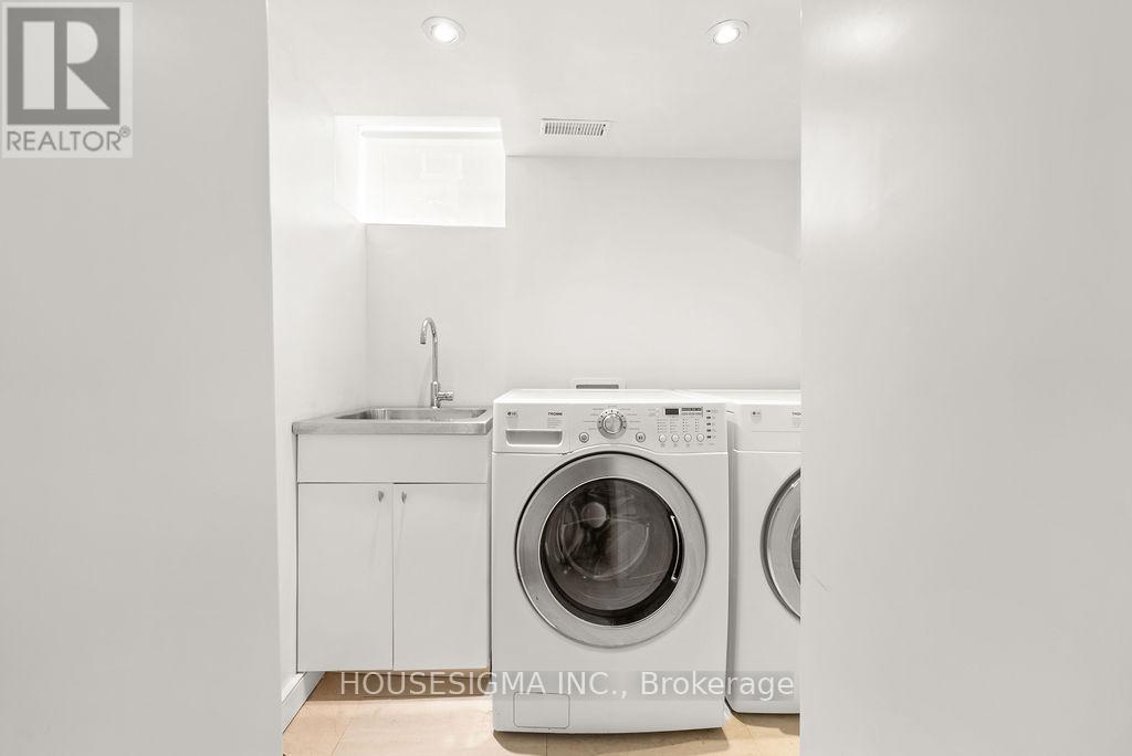 42 Allen Avenue, Toronto, Ontario  M4M 1T4 - Photo 38 - E12926242